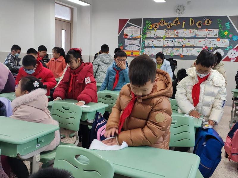 第2题_吴建芳_20240220_img_20240220_093134_2.jpg 第2题_吴建芳_20240220_img_20240220_093134_2.jpg