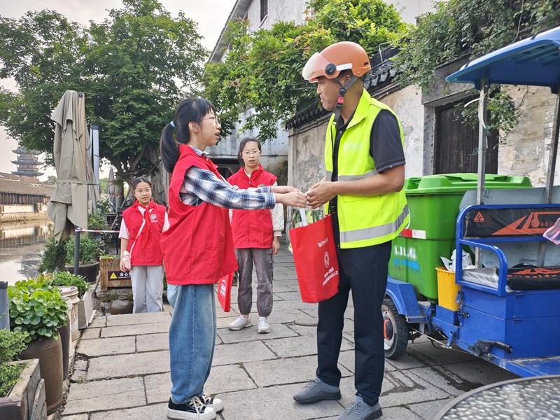 9eb5dfdf-fceb-4704-9317-f96913208bbd.jpg 9eb5dfdf-fceb-4704-9317-f96913208bbd.jpg