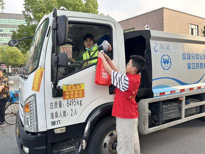 5b8cdbd6-b1ef-402f-996f-2888d1dd6693.jpg 5b8cdbd6-b1ef-402f-996f-2888d1dd6693.jpg